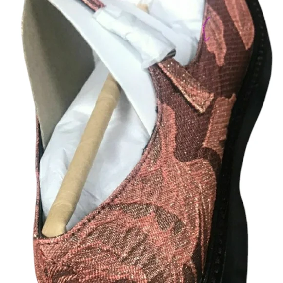 JEFFREY CAMPBELL PINK FLORAL MARY JANE FLATS WITH VINTAGE SADDLE DESIGN - Picture 4 of 7